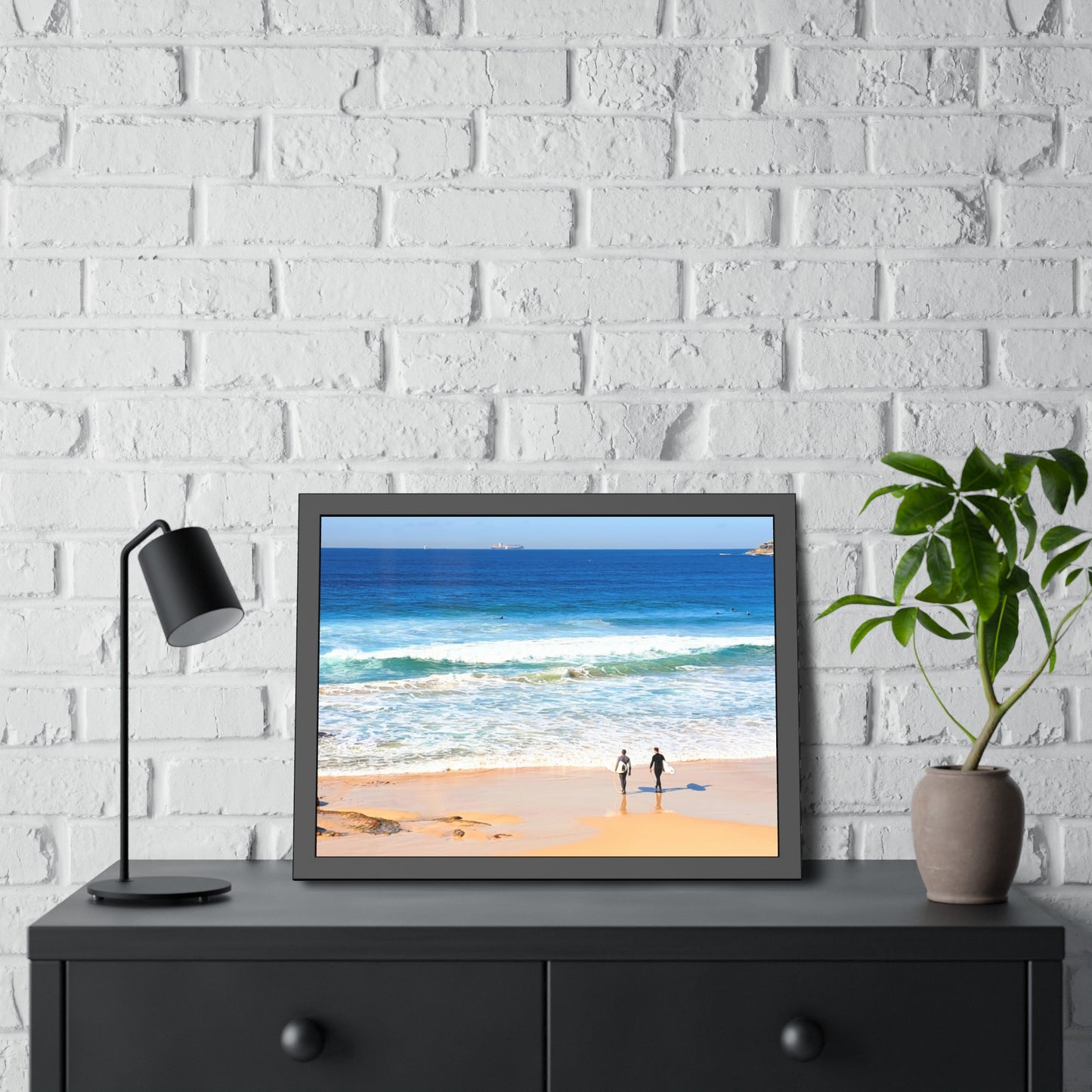 Surfers (framed print)